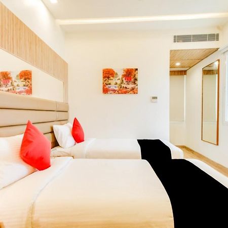 Inn The Centre Nellore Esterno foto
