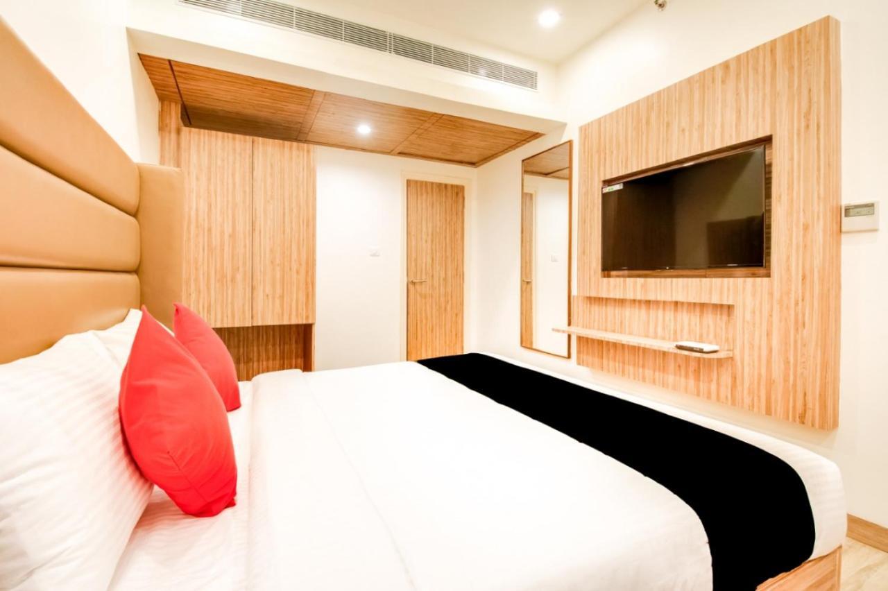 Inn The Centre Nellore Esterno foto