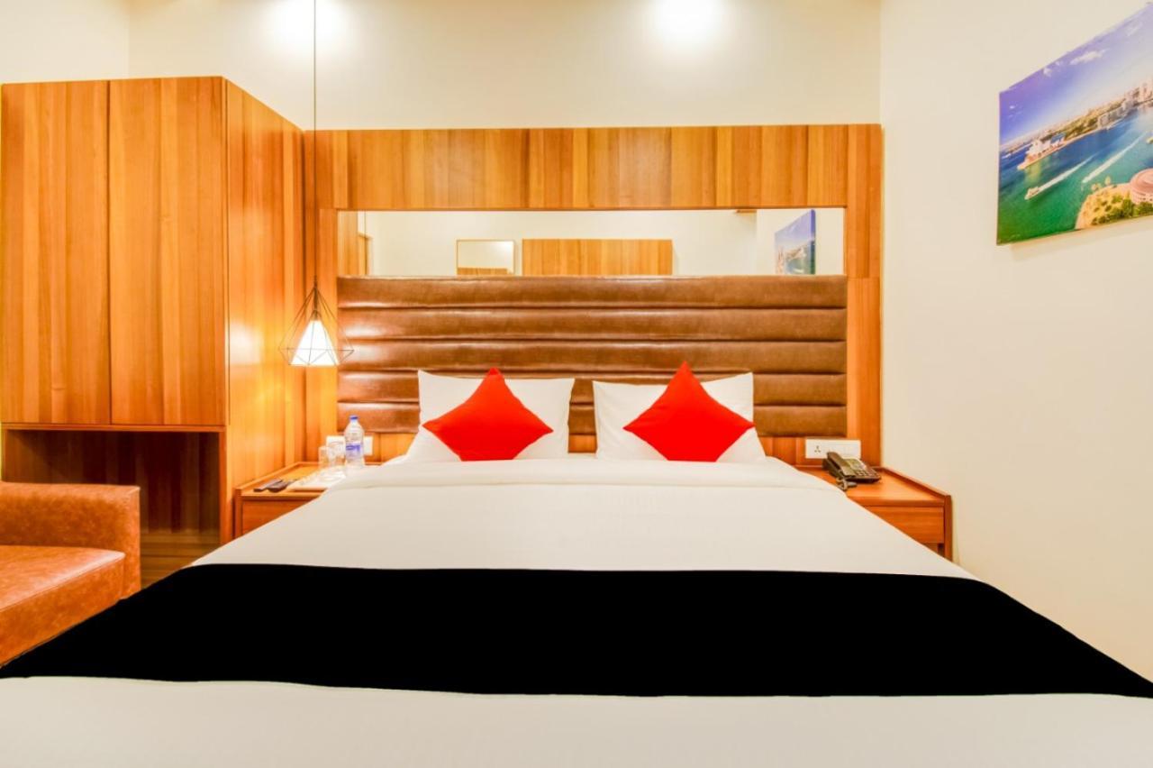 Inn The Centre Nellore Esterno foto