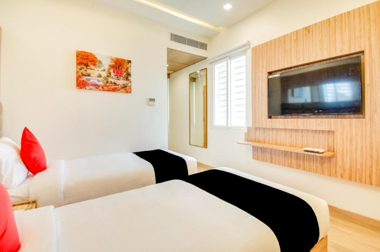 Inn The Centre Nellore Esterno foto